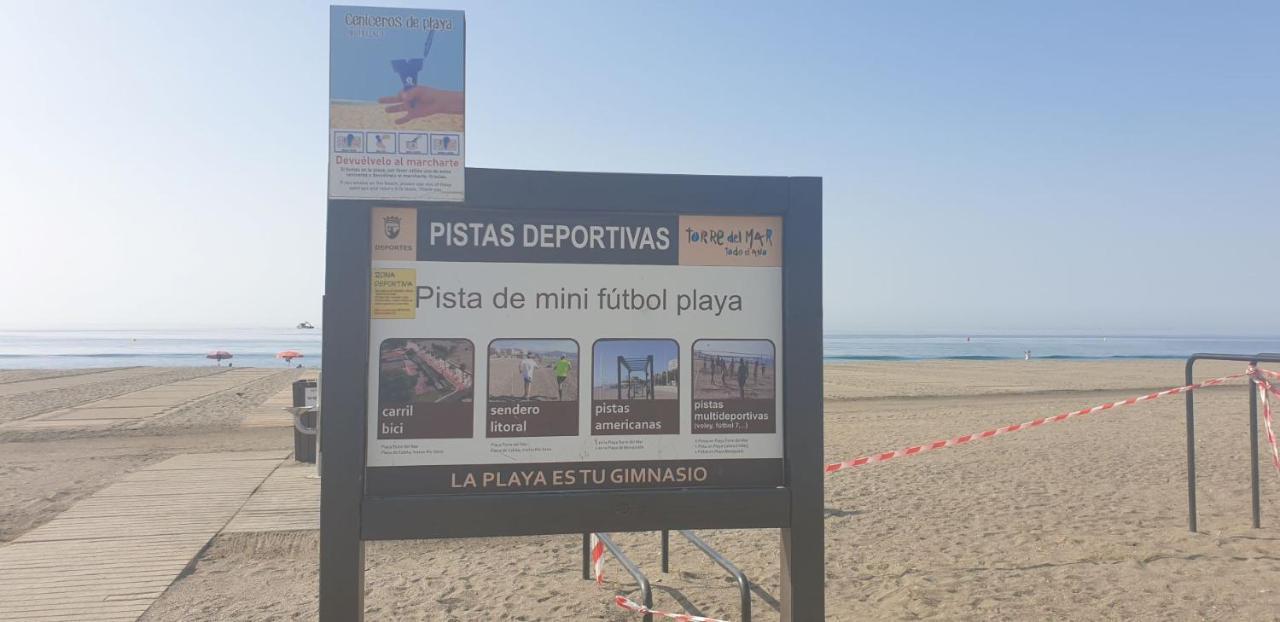 Casa 1ª Linea Paseo Maritimo Torre Del Mar Lägenhet Exteriör bild
